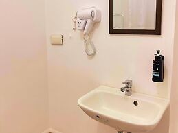Charm's City Escape at Grace Residences