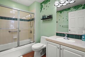 Beautiful 2BR in Silver Terrace