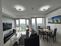 Breeze Residences Condos