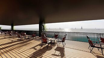 Sierra Bay Hotel