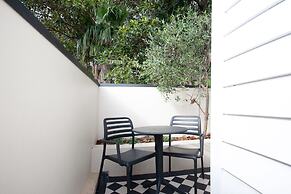 Chic and Characterful Studio Apartment