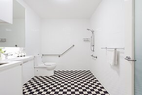 Art Deco Designer Studio in Lewisham