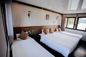 Vietsails cruises