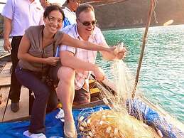Vietsails cruises