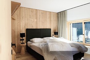 Lärchenlodge SkySpa und Rooftop Pool