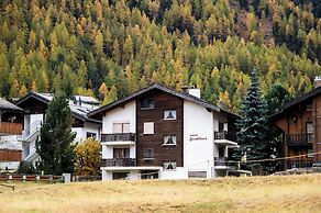 Fabi s Horu Lodge