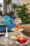 Sea Front Apartment & Spa Da Nang