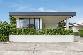 Villa Noa  Modern 2BR with Private Pool