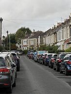 Beautiful 3 Bedroom Home in Bristol