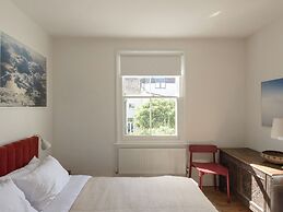 Beautiful 3 Bedroom Home in Bristol