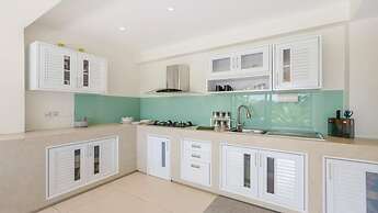 4 Bed SeaView Villa with Breakfast KBR32