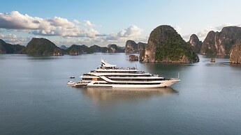 Calista Luxury Cruise
