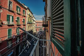 MAESTOSA CASA IN NAPOLI CENTRO