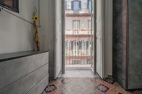 MAESTOSA CASA IN NAPOLI CENTRO