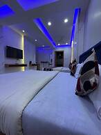 The samsara Hotel by Satyug