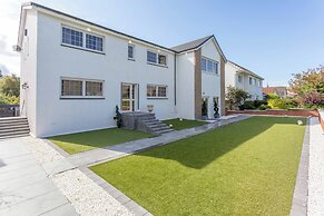 No.22 Shalloch House