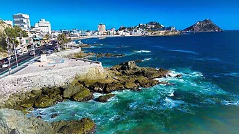 Vista Hermosa 56 by GEstores