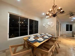 Vista Hermosa 56 by GEstores