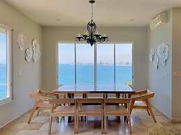 Vista Hermosa 56 by GEstores