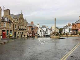 2 East Port