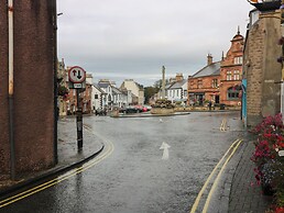 2 East Port
