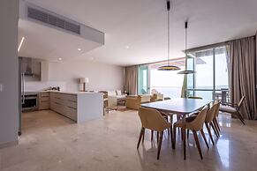 Oceanview 3BR Condo w spa gym