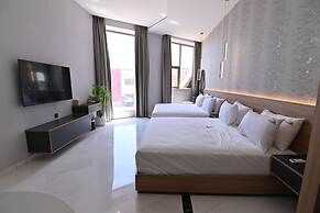 La villa luxury suites