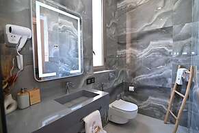 La villa luxury suites