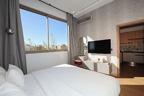 La villa luxury suites