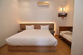 La villa luxury suites