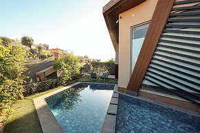 La villa luxury suites