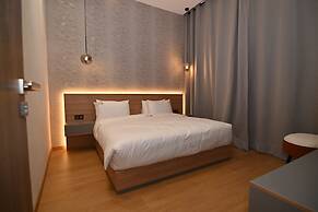 La villa luxury suites
