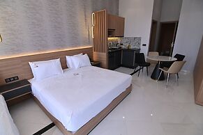 La villa luxury suites