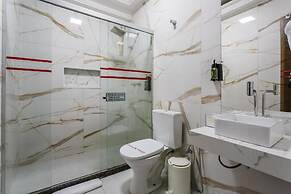 Status Elegance Hotel