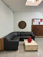 Status Elegance Hotel