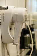 Status Elegance Hotel