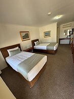 Marulan Motor Inn