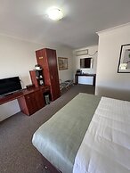 Marulan Motor Inn
