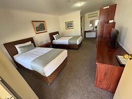 Marulan Motor Inn