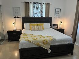 Villa Carmin I Apt with Private Pool