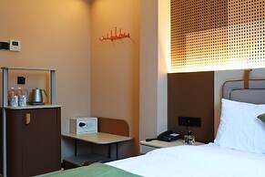 A Hotel Farrer Park - Newly Renovated