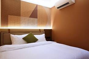 A Hotel Farrer Park - Newly Renovated