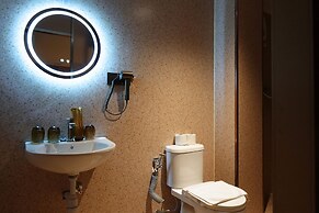 A Hotel Farrer Park - Newly Renovated