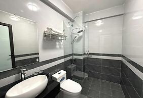 The Queen Hotel & Spa 2