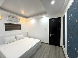 The Queen Hotel & Spa 2