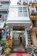 The Queen Hotel & Spa 2