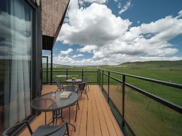 Hongyuan Weilu Nomadic Luxury Camp