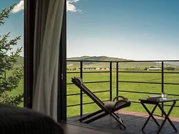Hongyuan Weilu Nomadic Luxury Camp