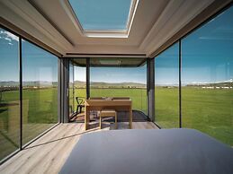 Hongyuan Weilu Nomadic Luxury Camp