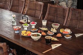 Hongyuan Weilu Nomadic Luxury Camp